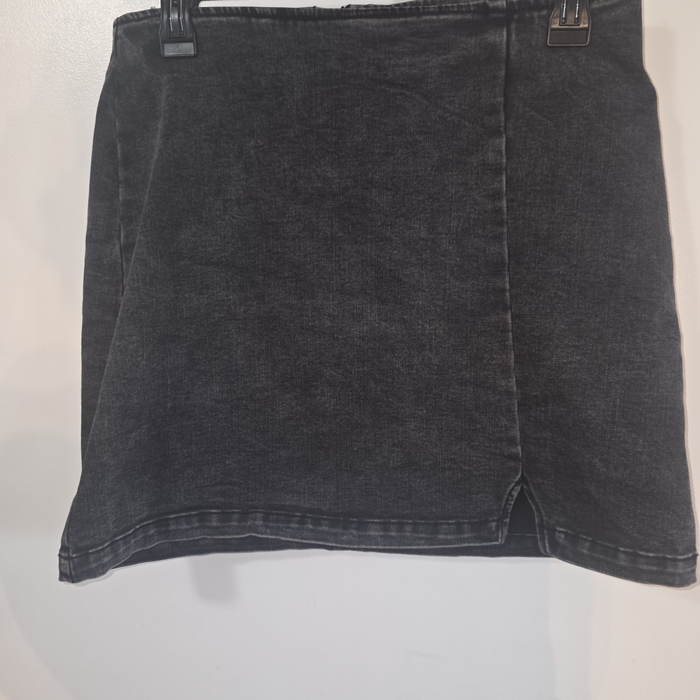 wild fable Black Washed Denim Mini Skirt with Front Notch